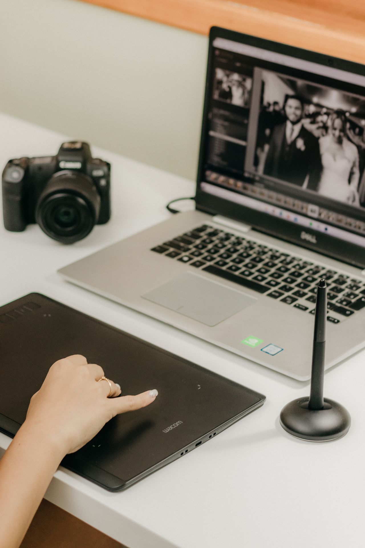 Image editing with a laptop and graphics tablet