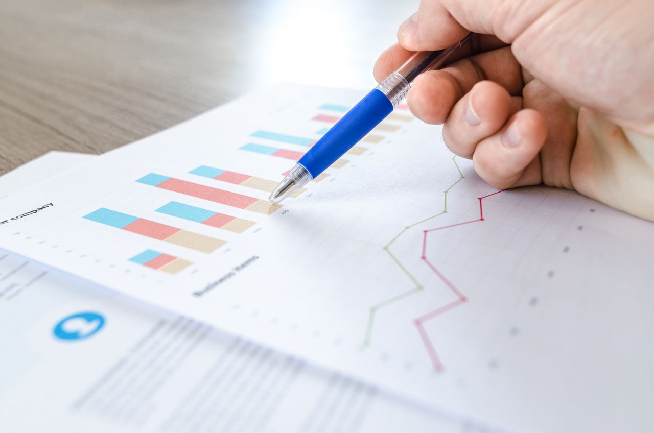 Pen over printed bar and line charts