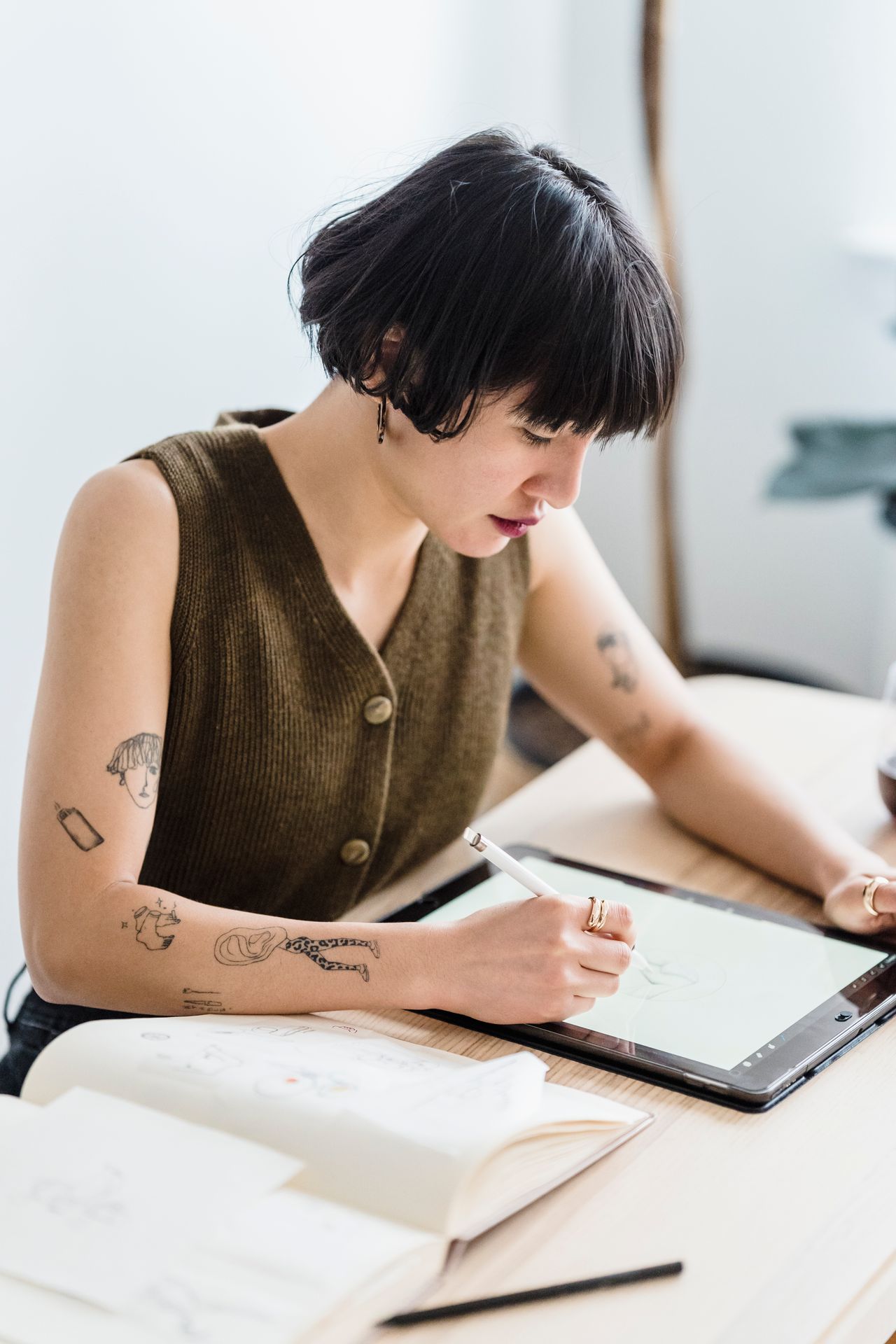 Writing with a stylus on a tablet