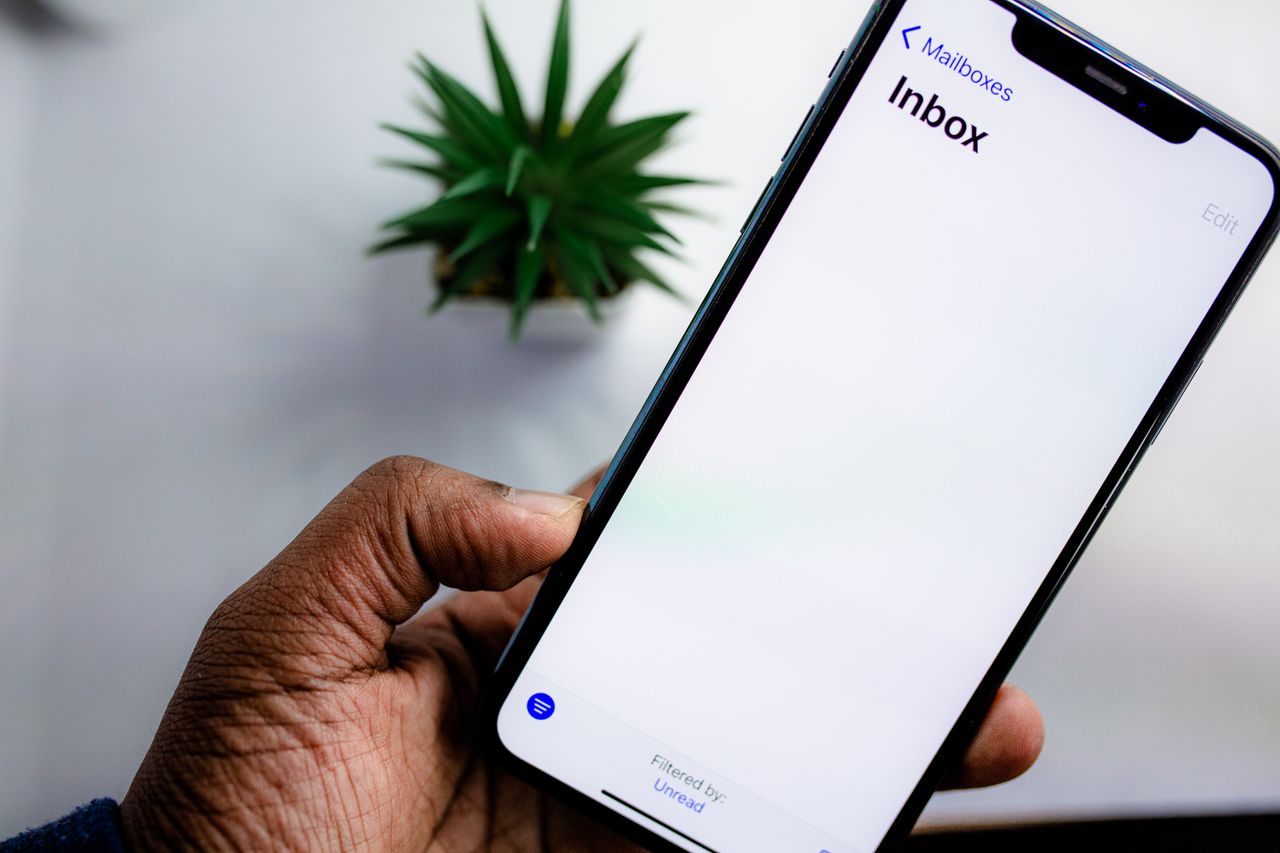 Posteingang auf einem Smartphone